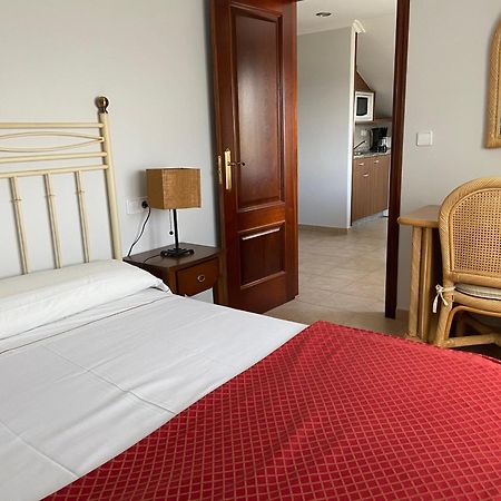 Apartamentos Casa Ameiros San Vicente do Grove Esterno foto